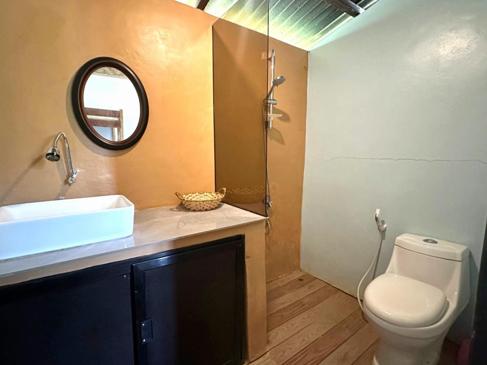 Banlaw Garden Resort Puerto Princesa Ngoại thất bức ảnh