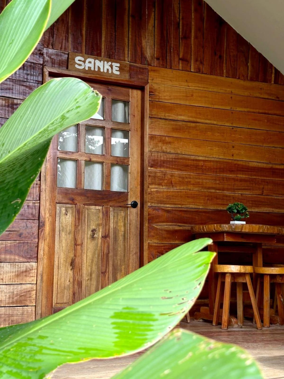 Banlaw Garden Resort Puerto Princesa Ngoại thất bức ảnh