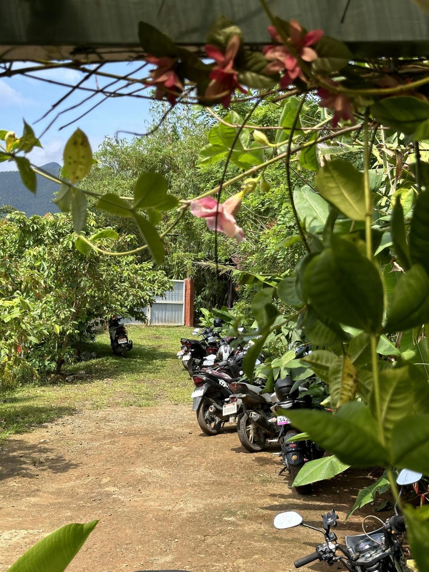 Banlaw Garden Resort Puerto Princesa Ngoại thất bức ảnh